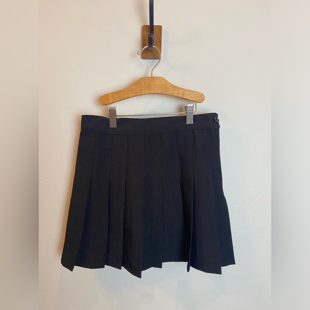 Classic Black Pleated Skirt